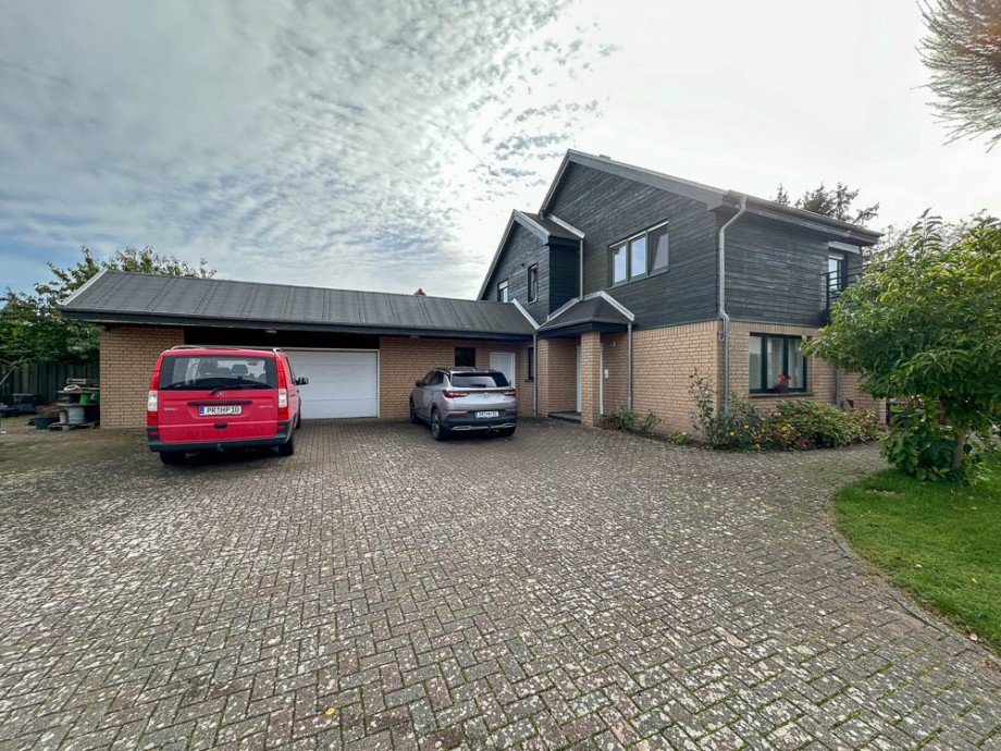 Wir fue Immobilien 5 Zweifamilienhaus Karst�dt OT Gl�vzin