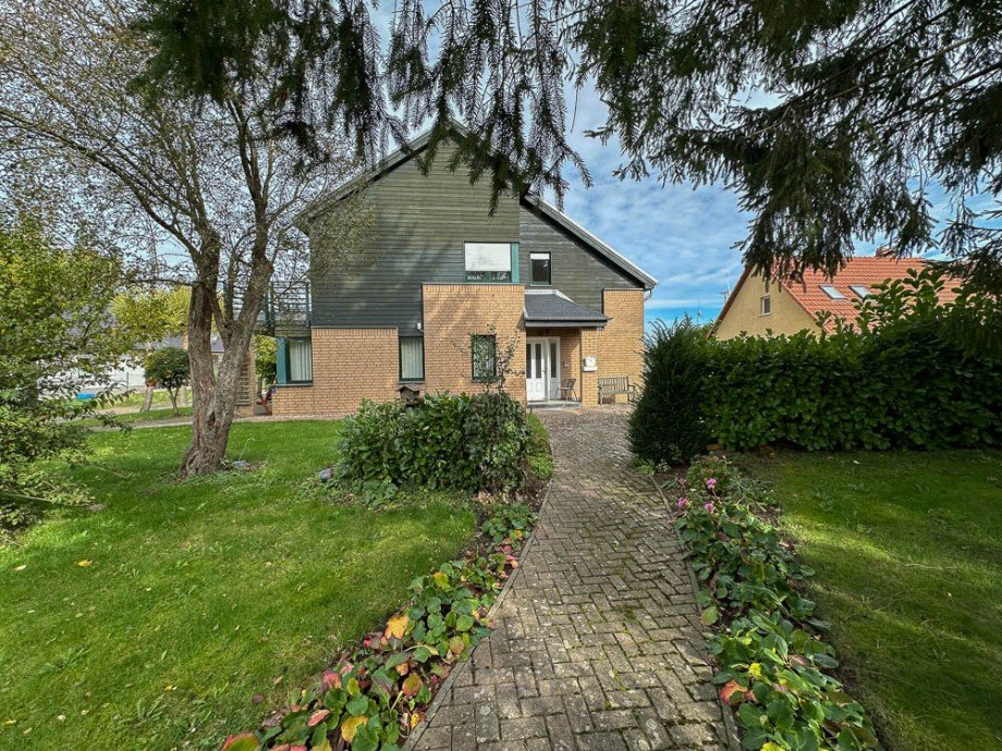 Wir fue Immobilien 7 Zweifamilienhaus Karst�dt OT Gl�vzin