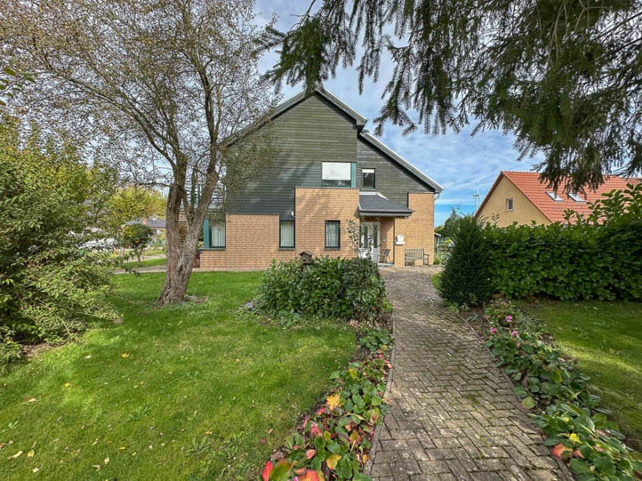 Wir fue Immobilien 6 Zweifamilienhaus Karst�dt OT Gl�vzin